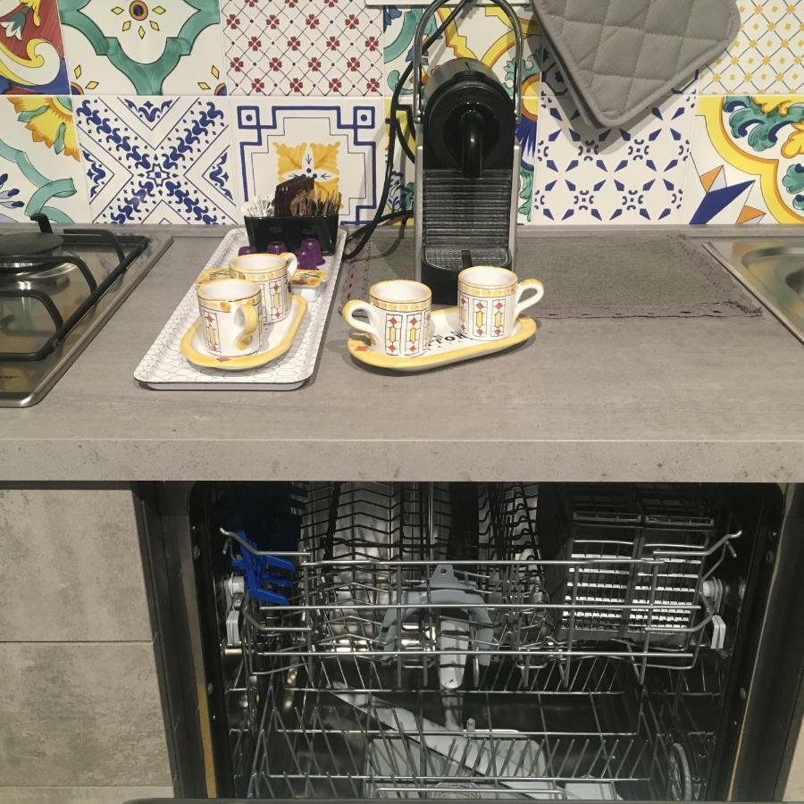 סלרנו Nonna Vittoria Apartment מראה חיצוני תמונה